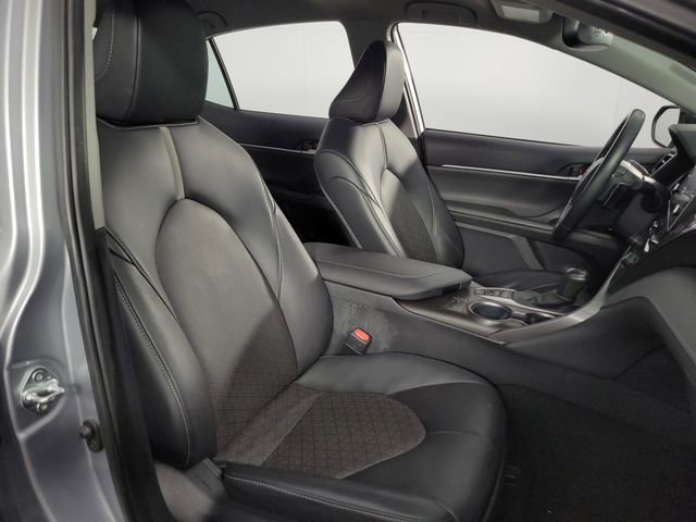 Used 2024 Toyota Camry XSE FWD image 15