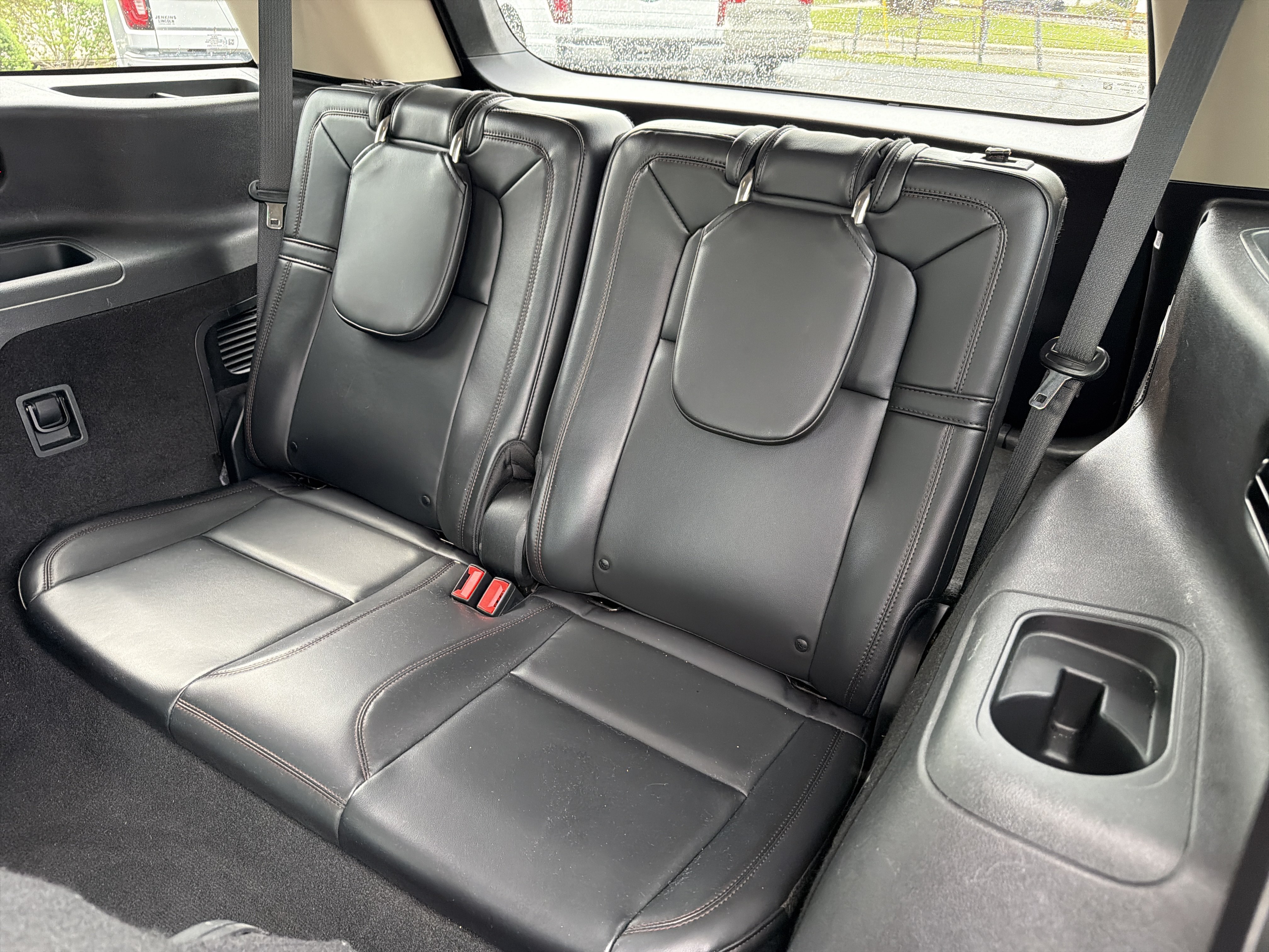 Used 2021 Lincoln Aviator Grand Touring AWD/4WD image 16