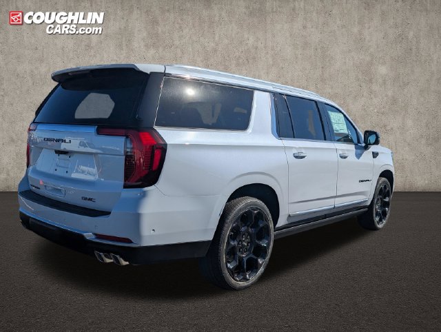 New 2026 GMC Yukon XL Denali w/ Denali Reserve Package AWD/4WD image 8
