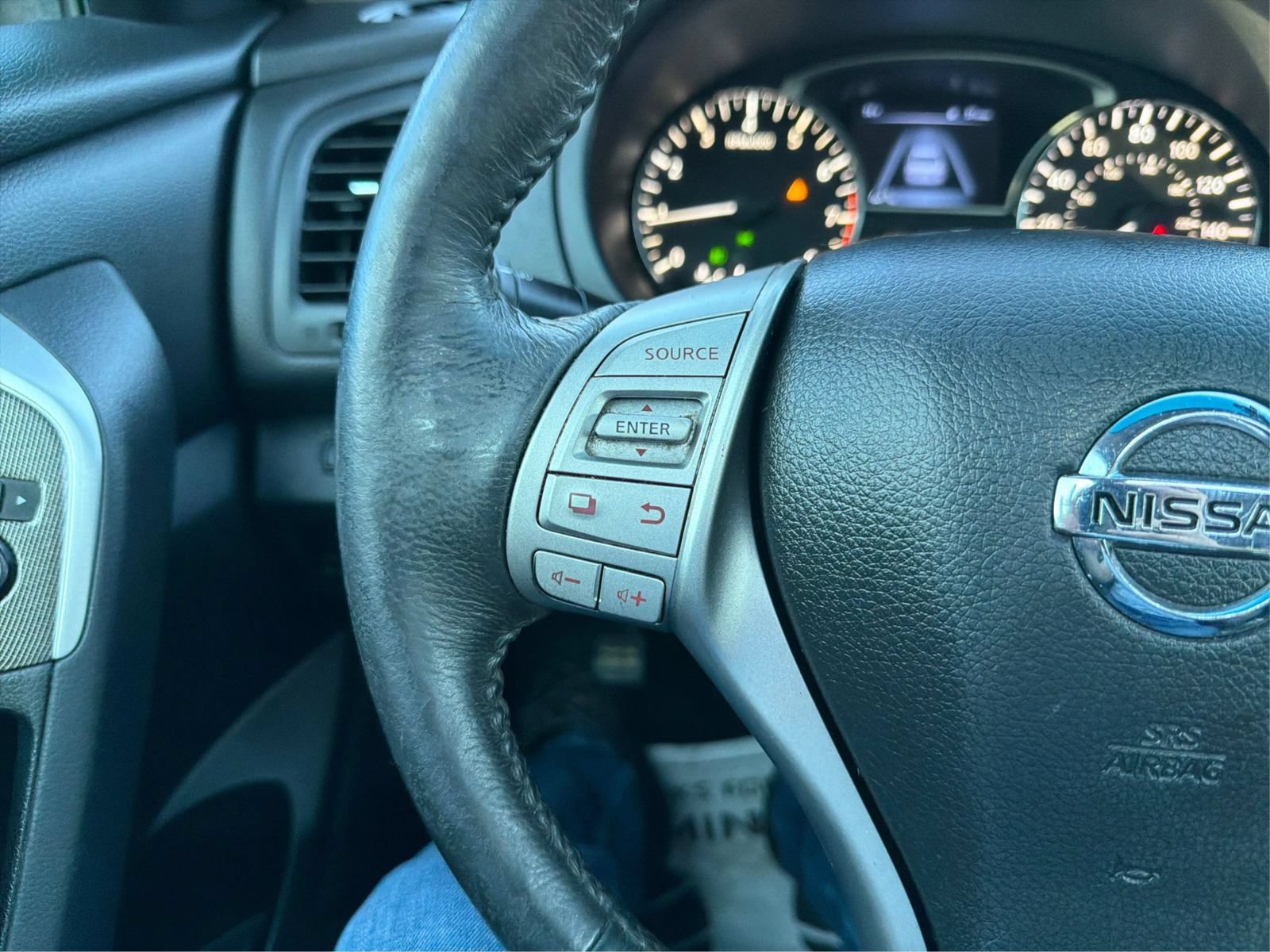 Used 2015 Nissan Altima 2.5 SL w/ Technology Package FWD image 30