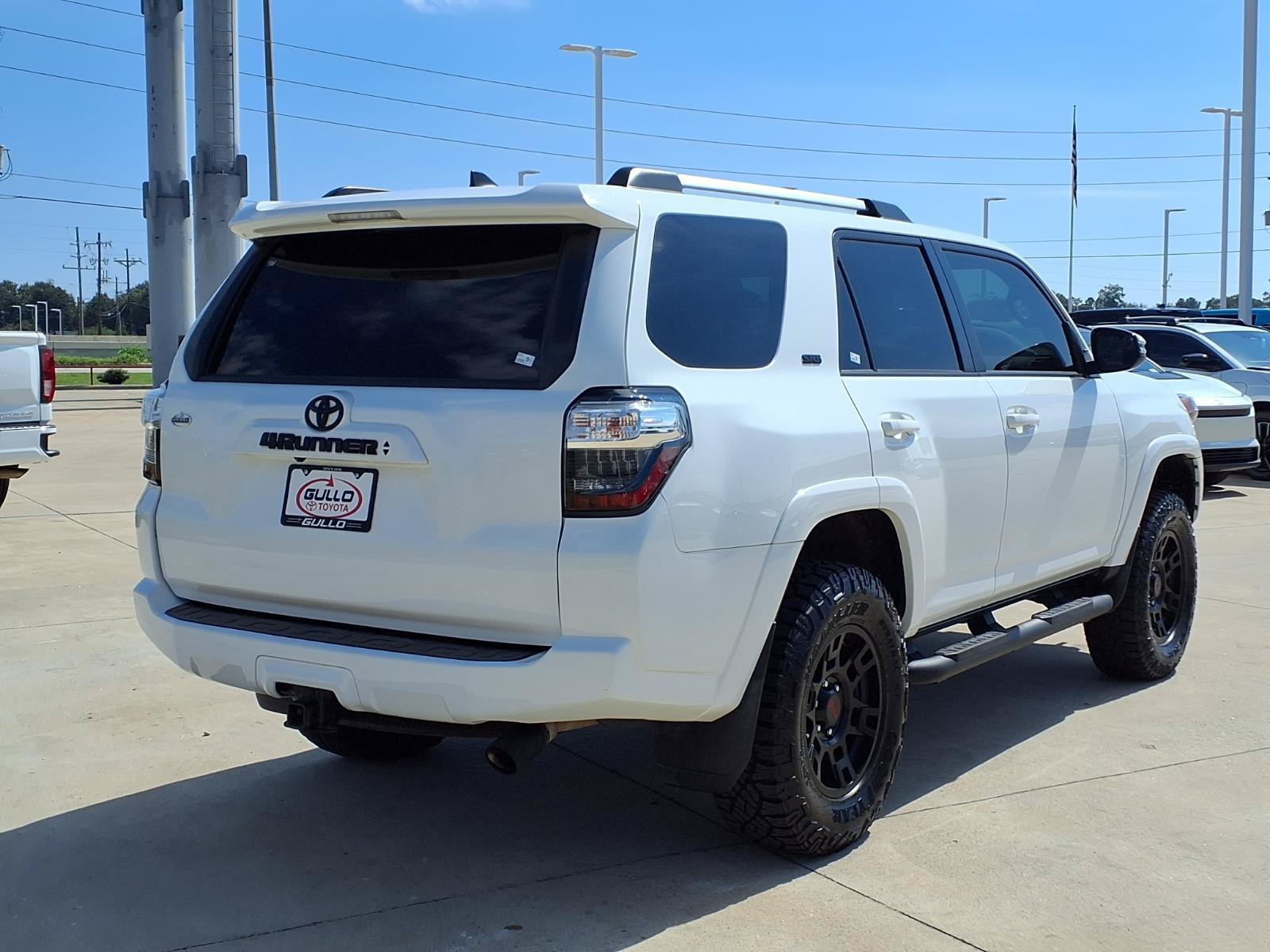 Certified 2021 Toyota 4Runner SR5 Premium w/ Moonroof Package AWD/4WD image 6