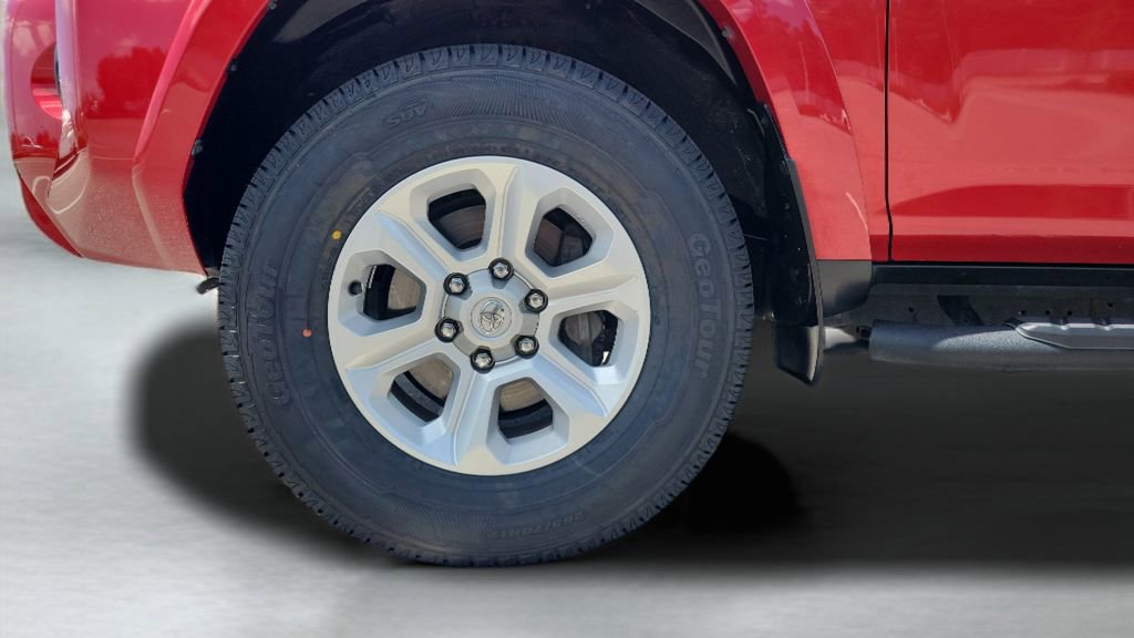 Certified 2022 Toyota 4Runner SR5 image 27