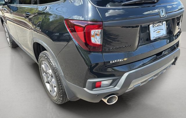 Used 2023 Honda Passport TrailSport image 6