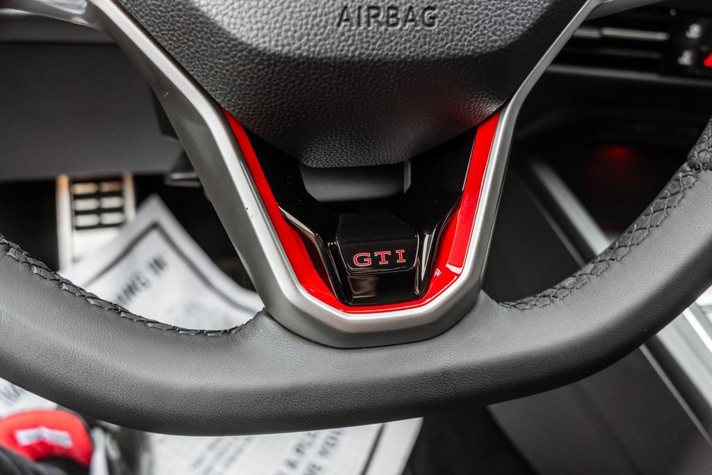 Used 2022 Volkswagen GTI Autobahn image 26