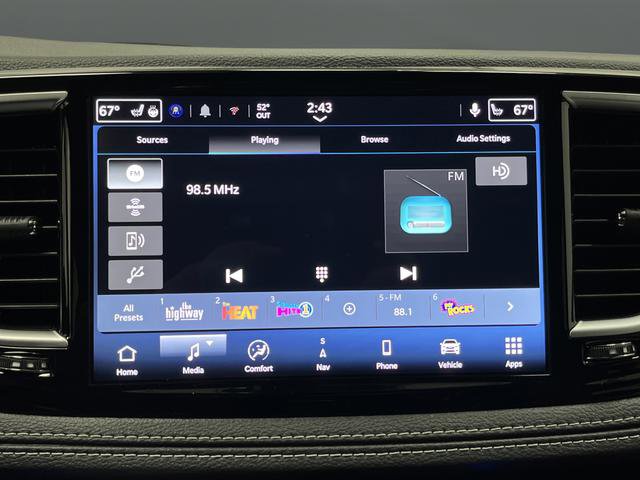 New 2026 Chrysler Pacifica Limited w/ Trailer Tow Group image 19