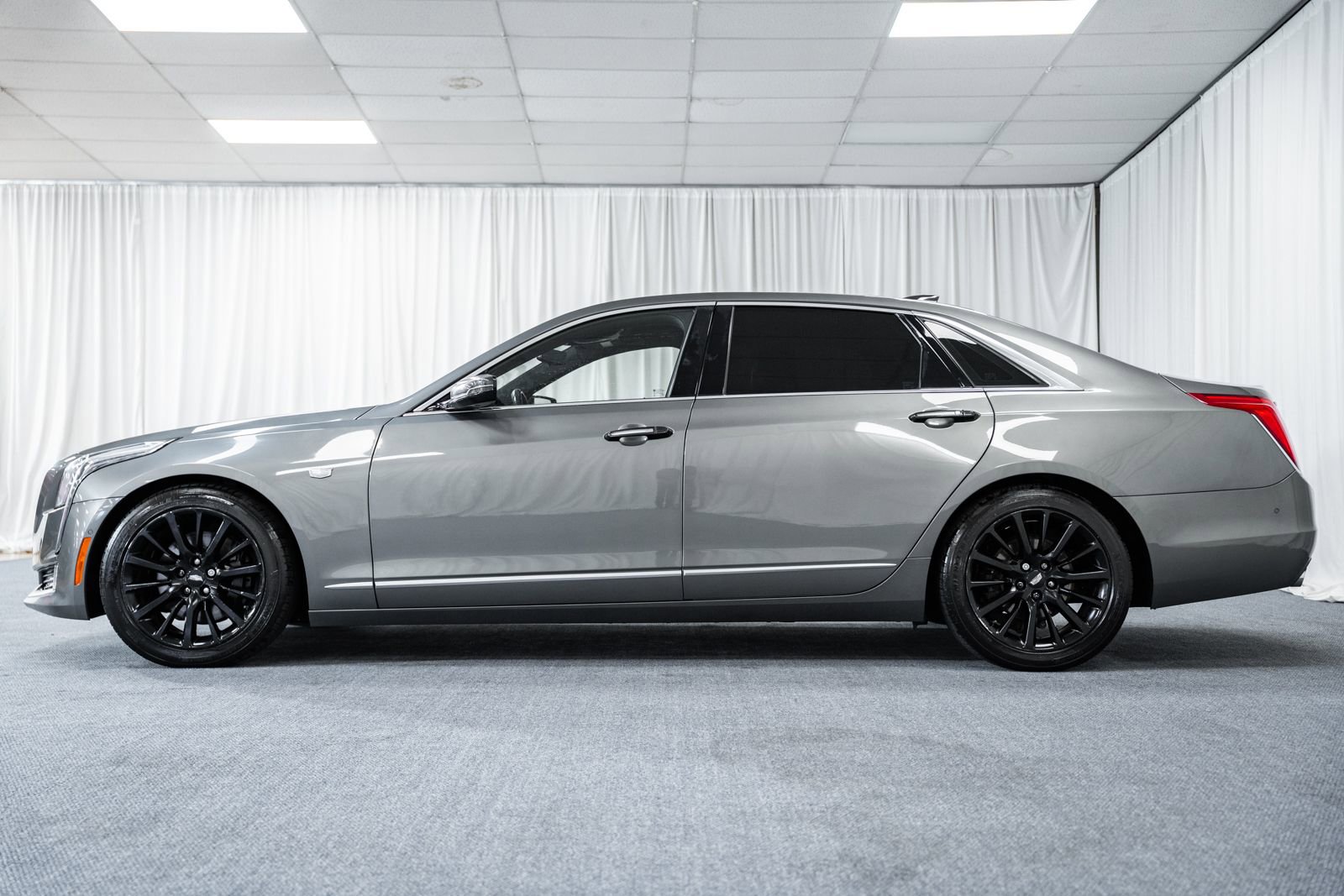 Used 2016 Cadillac CT6 Luxury image 5