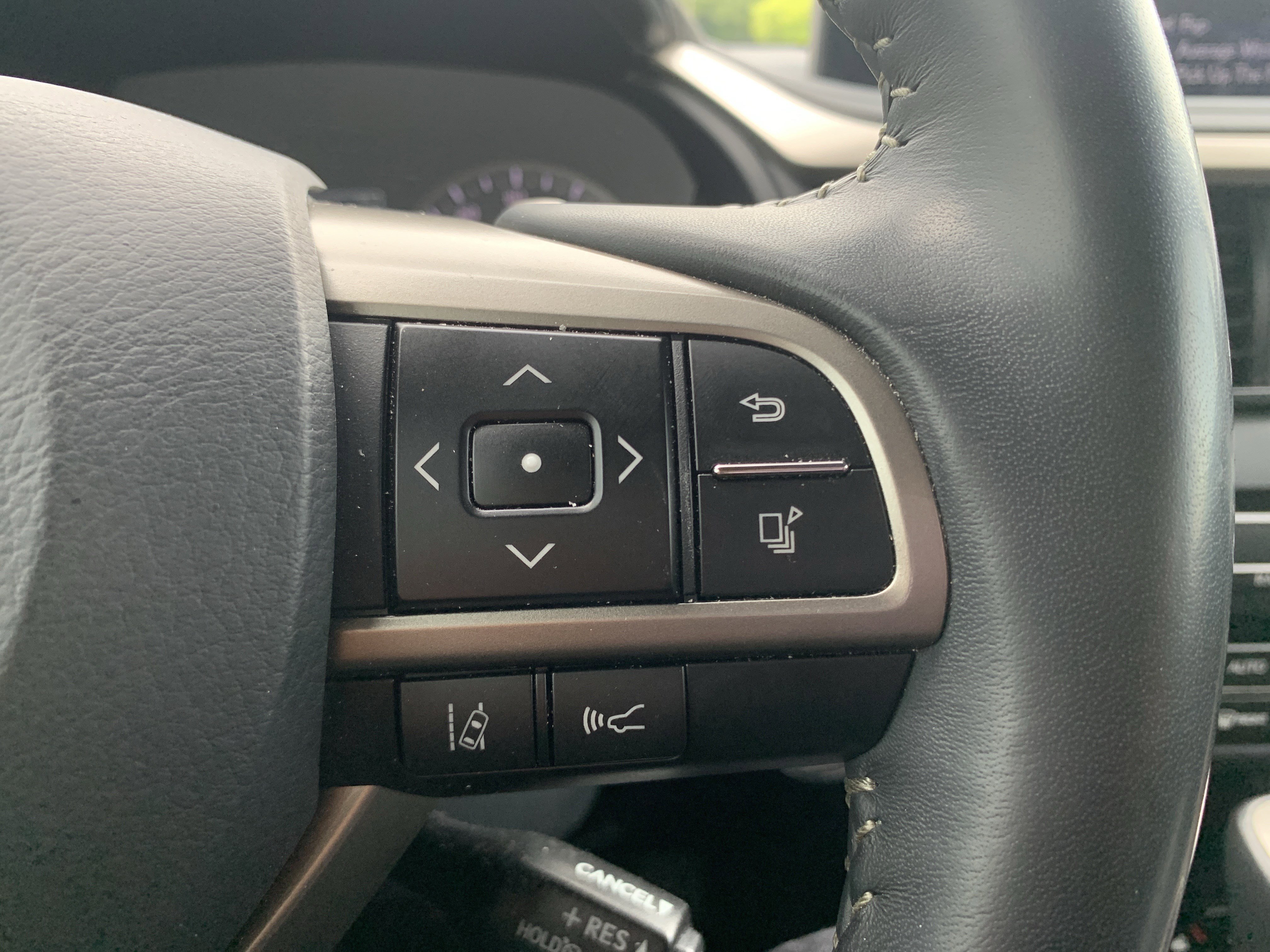 Used 2022 Lexus RX 450h AWD w/ Premium Package image 20
