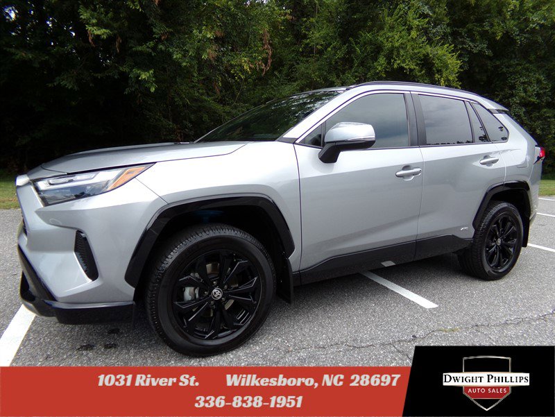 Used 2022 Toyota RAV4 SE