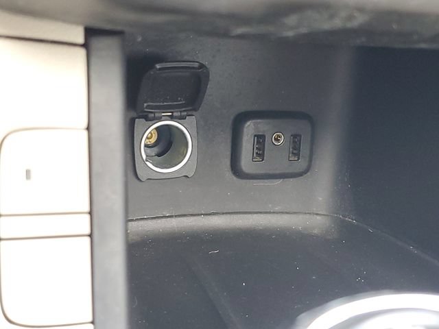 Certified 2019 GMC Acadia Denali w/ Technology Package AWD/4WD image 31