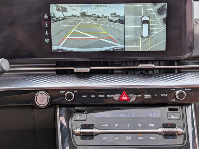 Used 2022 Kia Carnival SX Prestige FWD image 17