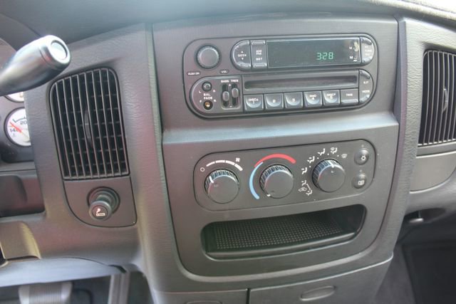 Used 2004 Dodge Ram 3500 Truck SLT w/ Trailer Tow Group image 18