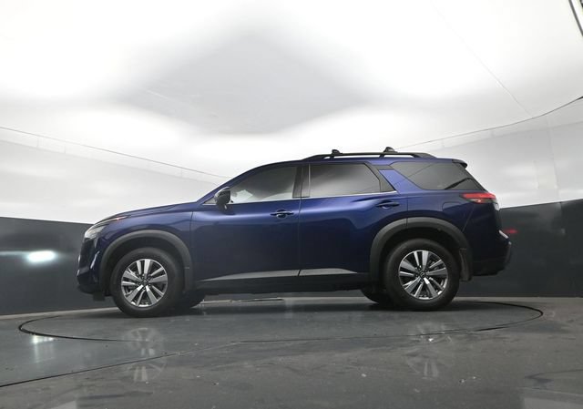 Used 2026 Nissan Pathfinder SL FWD image 25
