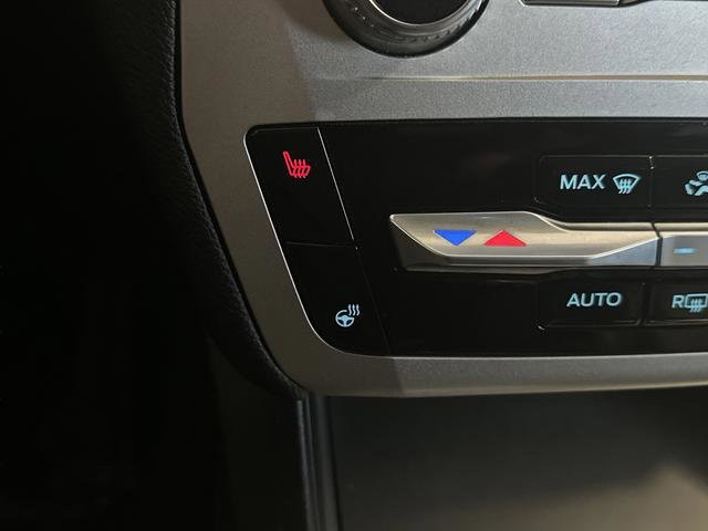 Used 2022 Ford Explorer XLT w/ Equipment Group 202A image 11