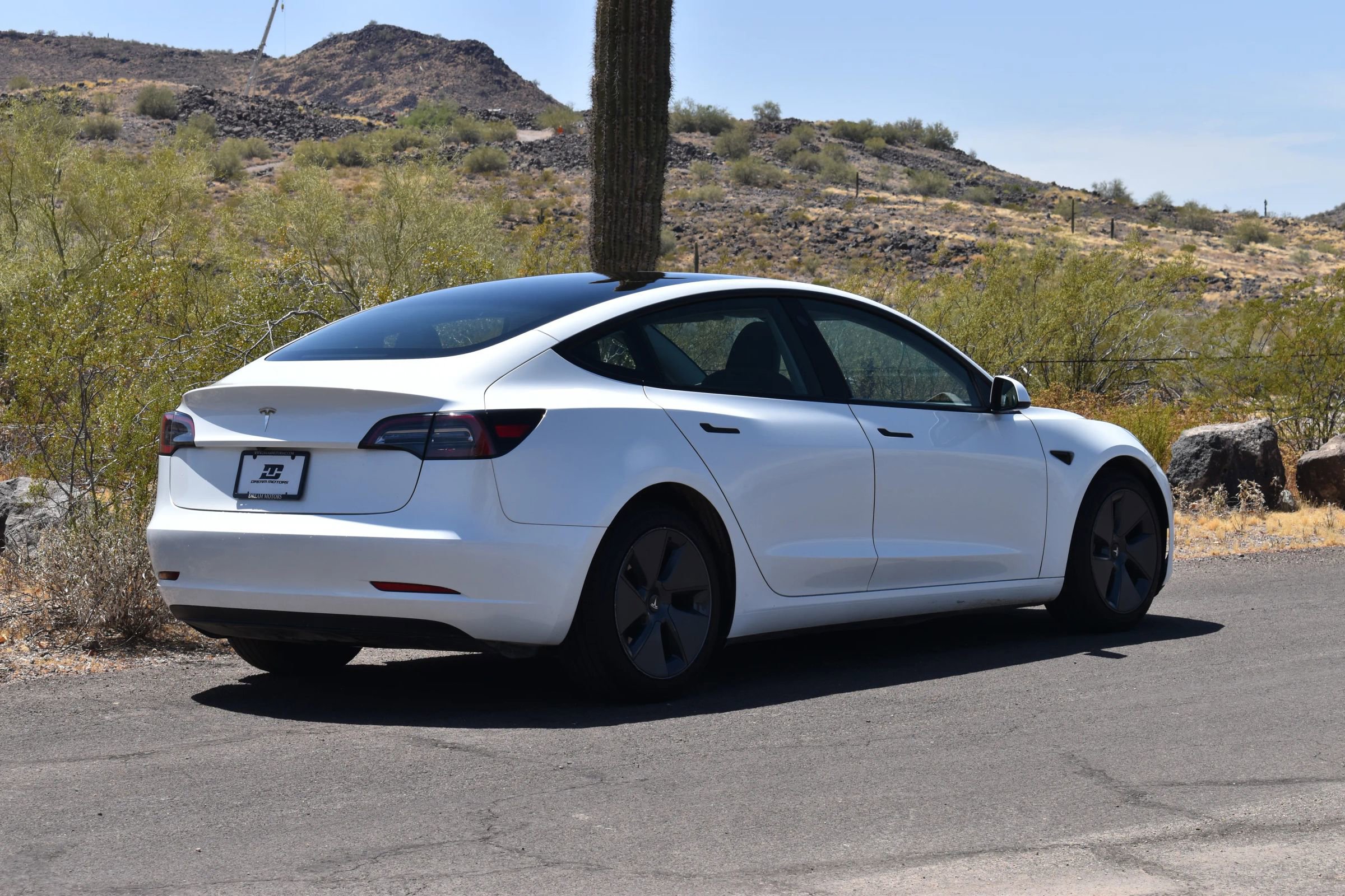 Used 2022 Tesla Model 3 Standard Range RWD image 8