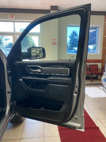 Used 2022 RAM 1500 Big Horn RWD image 12