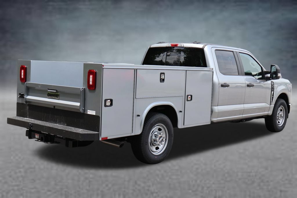 New 2024 Ford F350 XL w/ XL Chrome Package RWD image 3