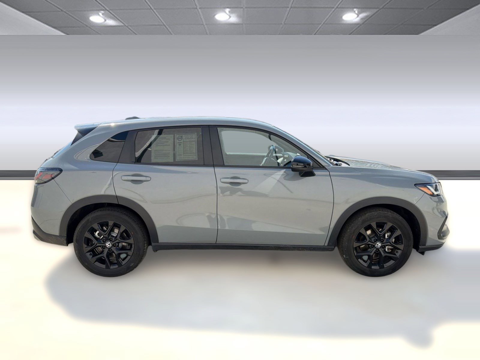 Used 2025 Honda HR-V Sport image 8