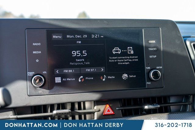 Used 2024 Kia Sportage LX image 9