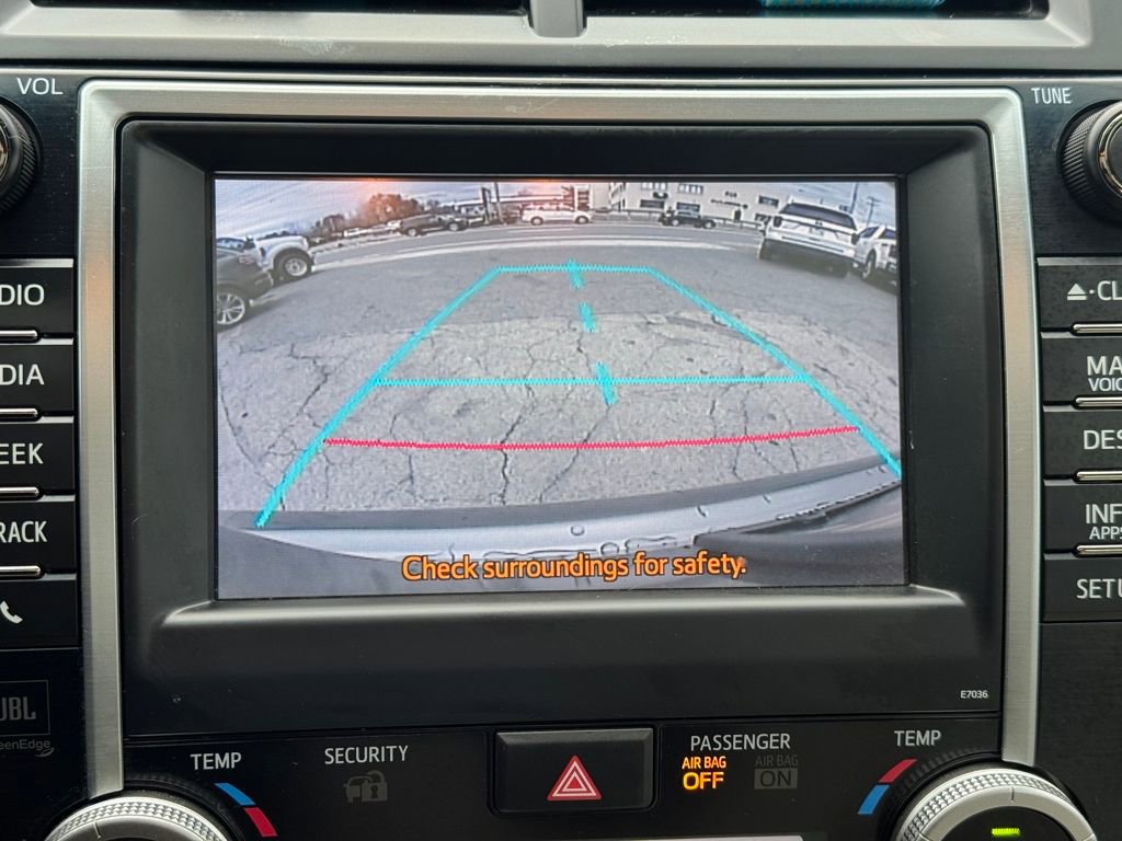 Used 2013 Toyota Camry XLE w/ Leather Pkg image 34