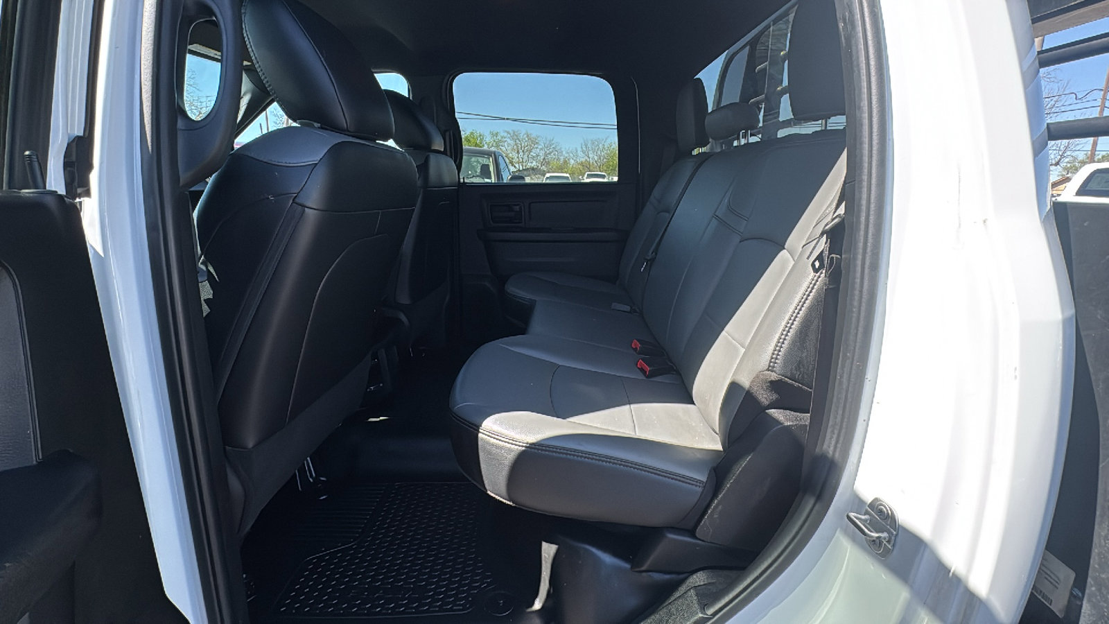 Used 2023 RAM 3500 Tradesman w/ Chrome Appearance Group image 14