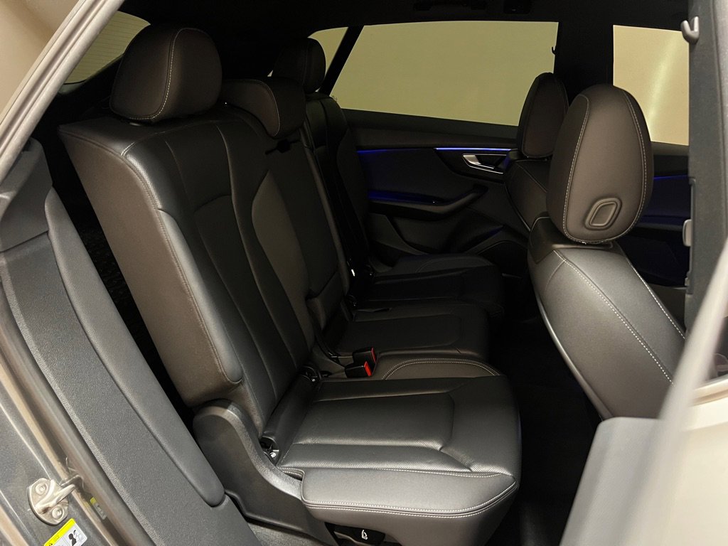 Used 2021 Audi Q8 Premium Plus image 41