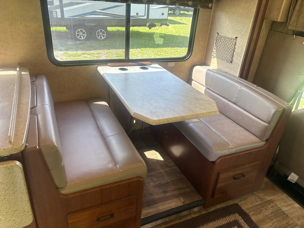 Used 2016 Ford E-450 and Econoline 450 Super Duty w/ Motorhome Prep Package RWD image 14