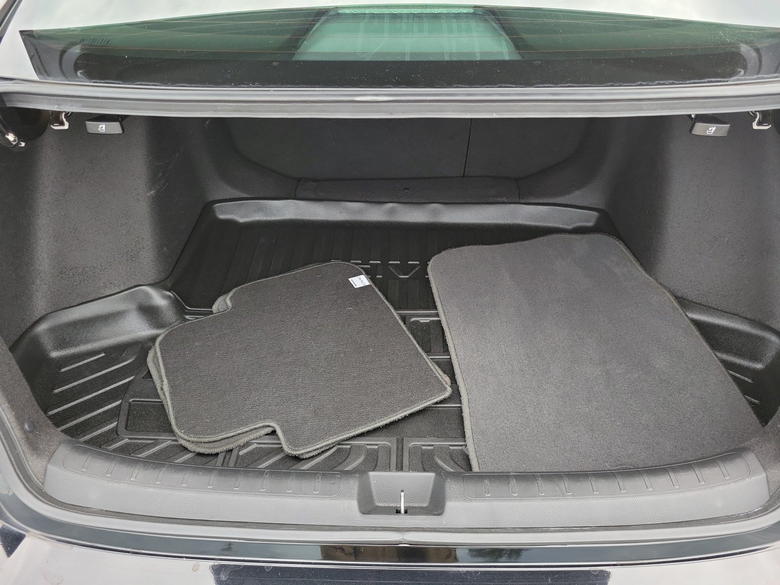 Used 2024 Honda Civic Touring image 32