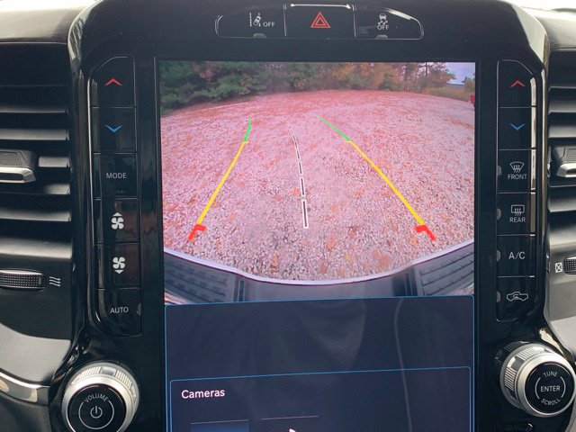 Used 2025 RAM 2500 Laramie AWD/4WD image 34