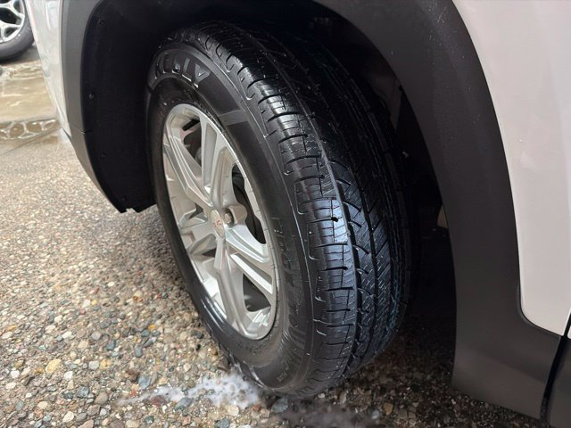 Certified 2023 GMC Terrain SLE FWD image 10