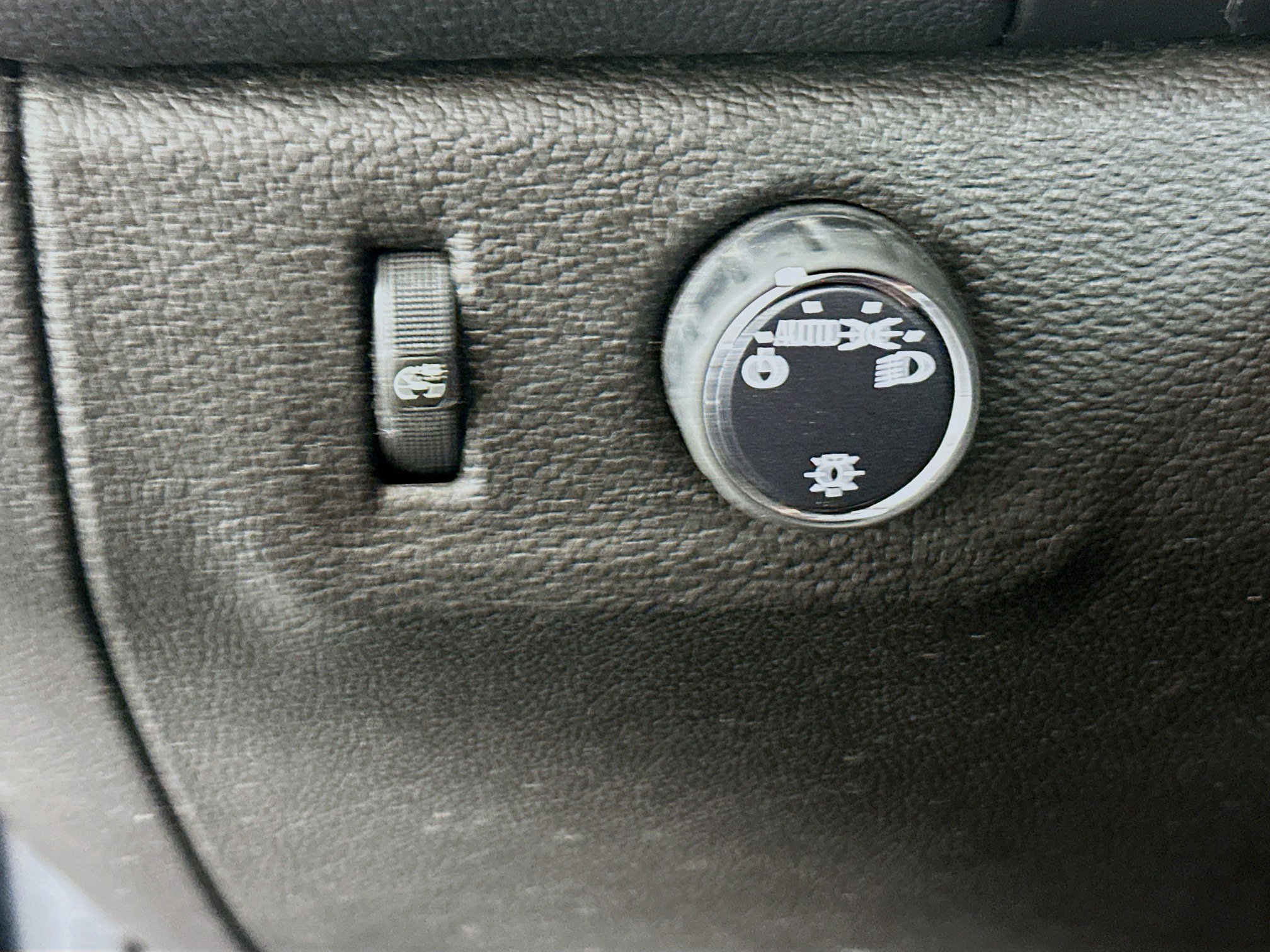 Used 2021 Chevrolet Colorado LT w/ Fleet Safety Package image 16