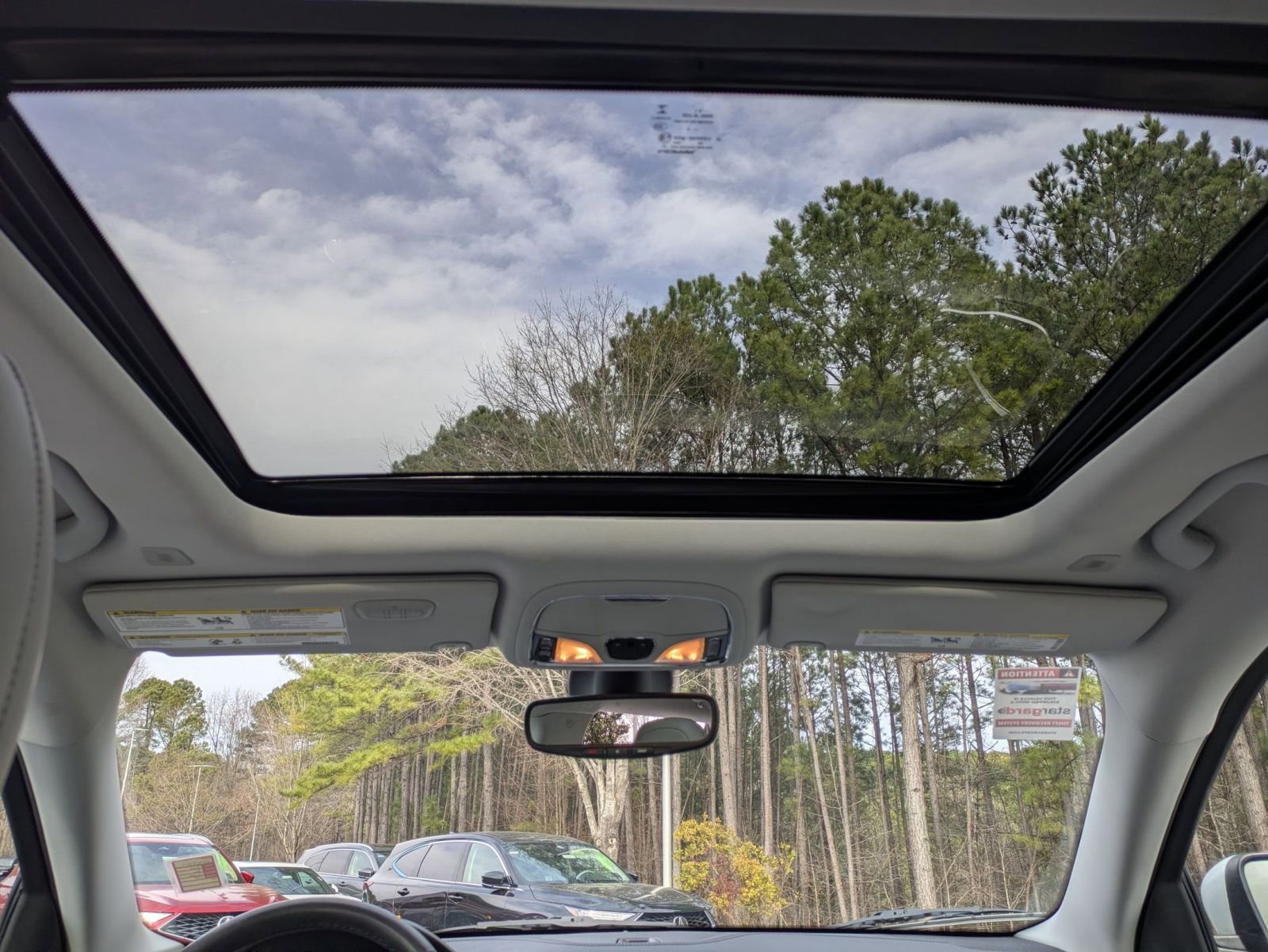 Used 2019 Jeep Cherokee Limited image 23