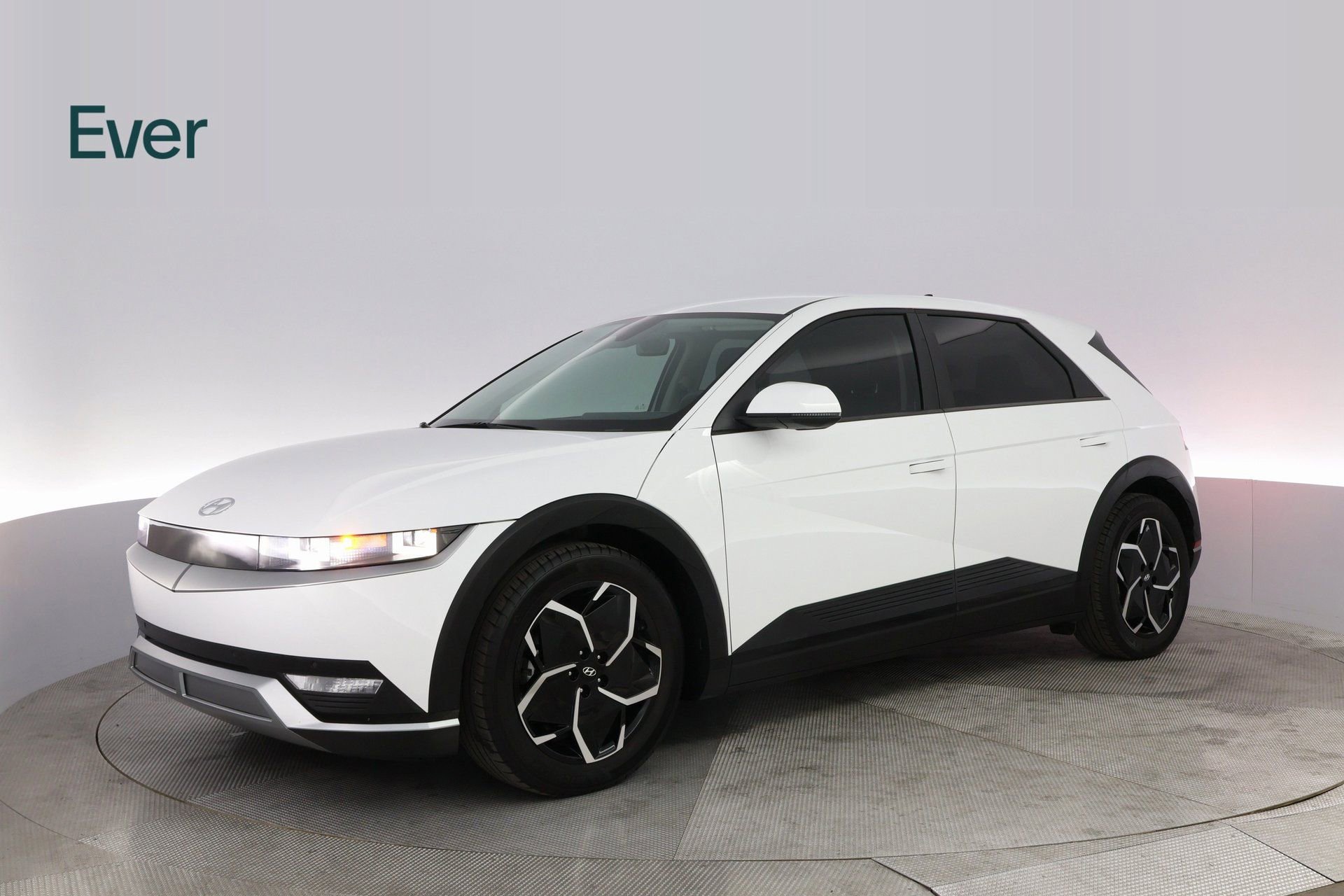 Used 2023 Hyundai Ioniq 5 SEL w/ Cargo Package image 15