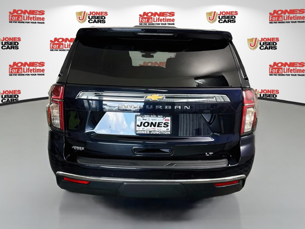 Used 2021 Chevrolet Suburban LT AWD/4WD image 16