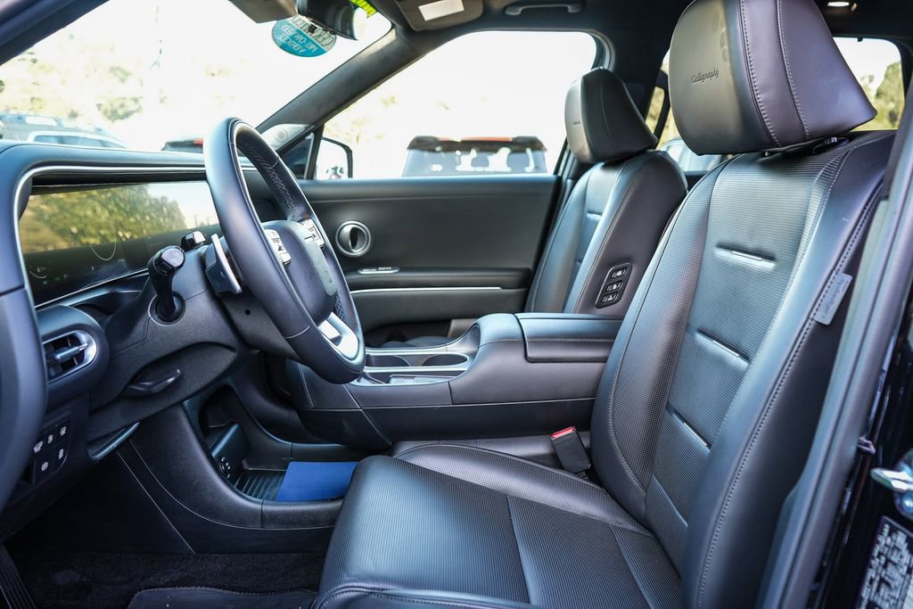 Used 2026 Hyundai Palisade Calligraphy image 17