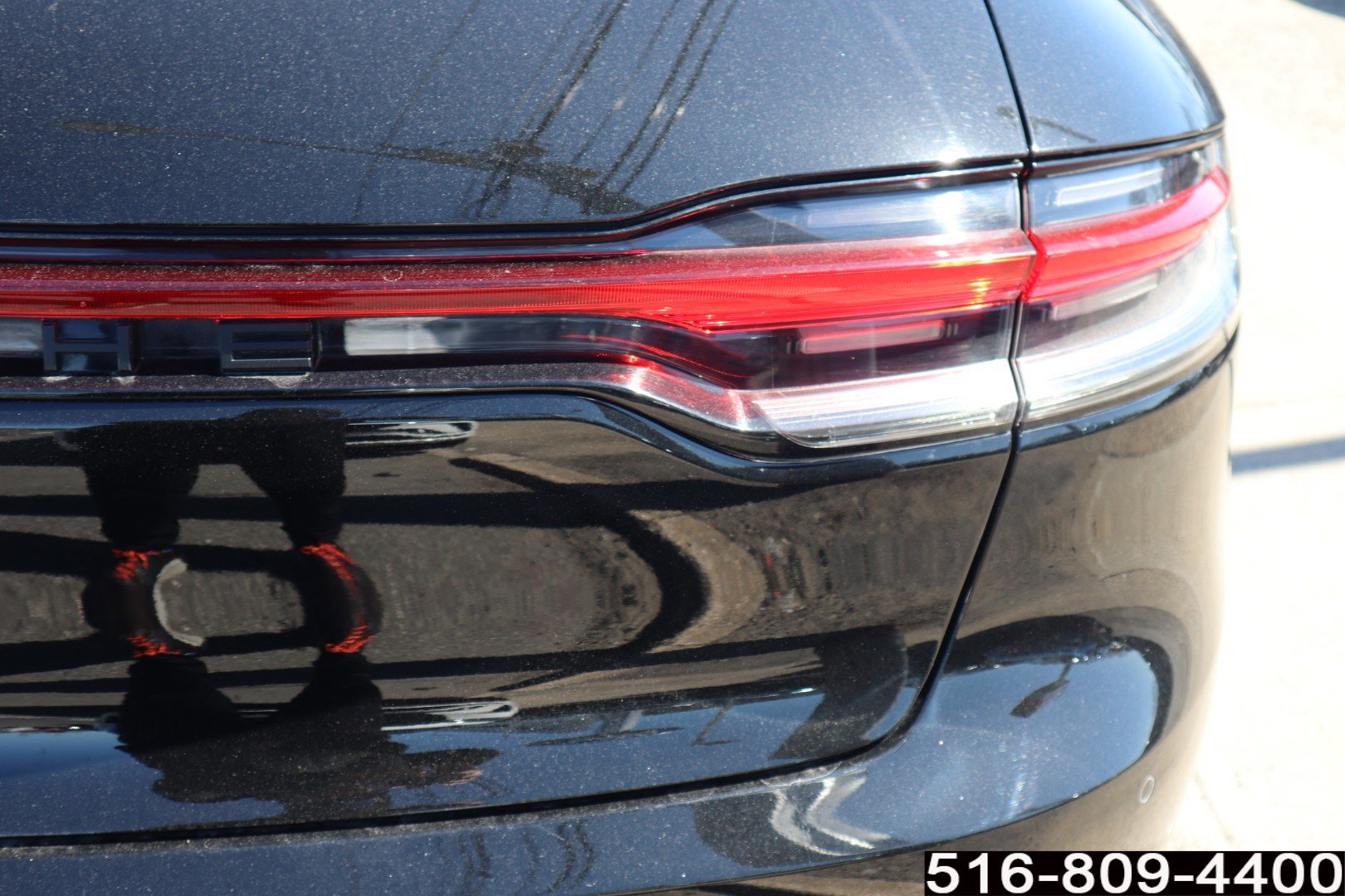 Used 2023 Porsche Macan S image 32