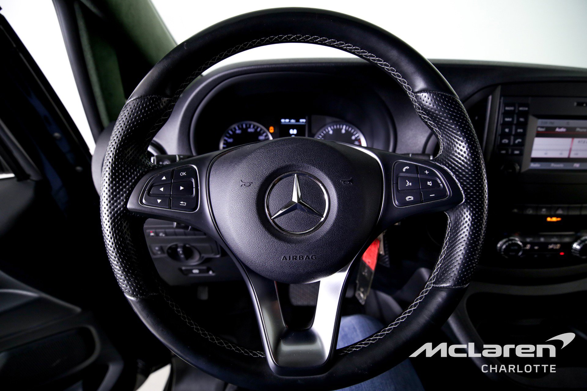 Used 2018 Mercedes-Benz Metris Passenger image 14