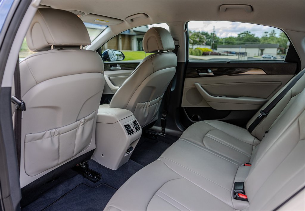 Used 2015 Hyundai Sonata Limited FWD image 29