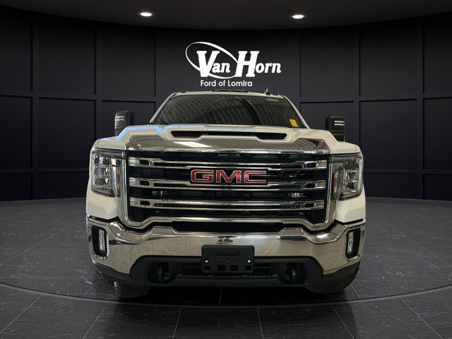 Used 2022 GMC Sierra 2500 SLE w/ SLE Value Package; AWD/4WD image 2