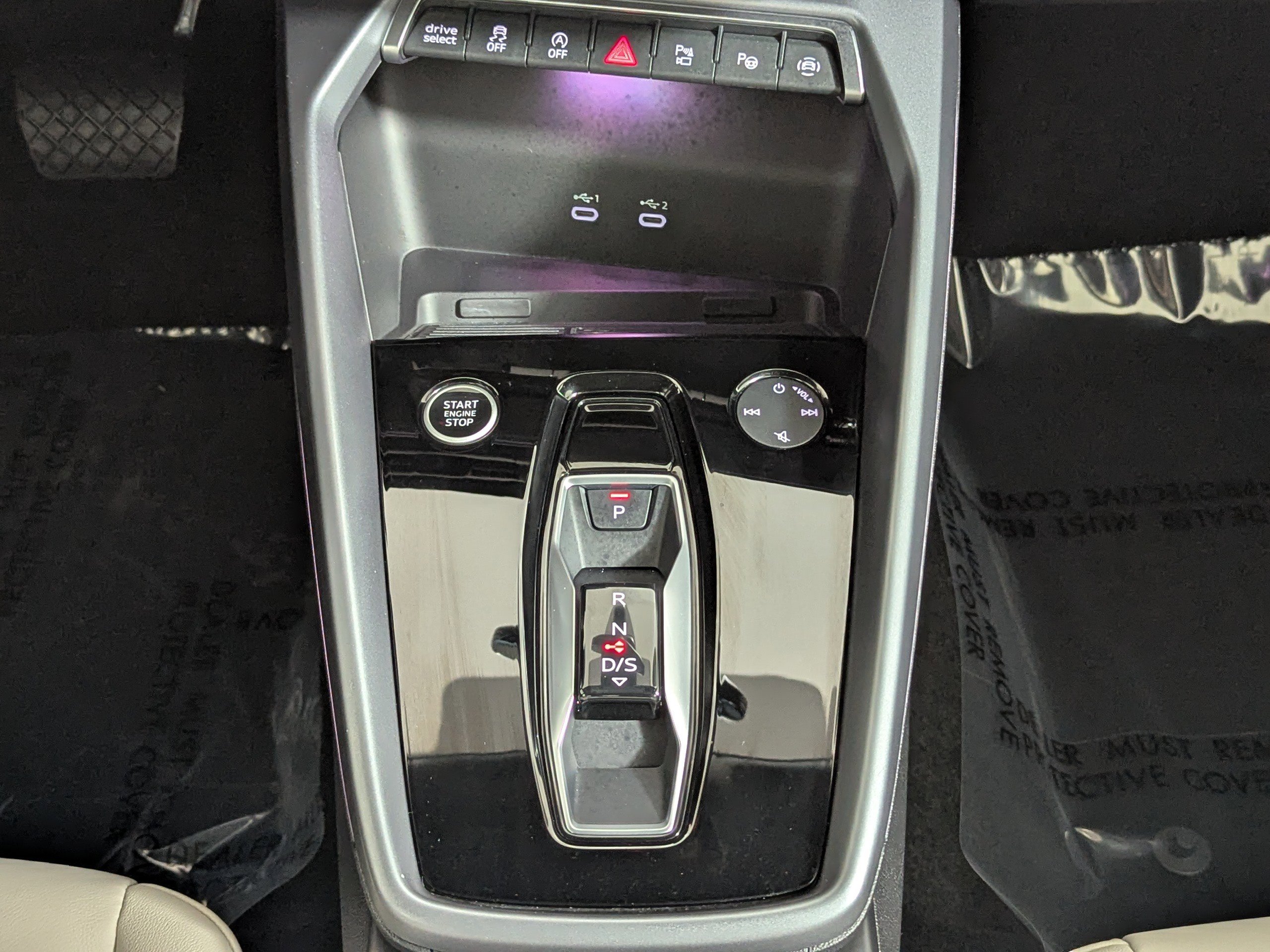 Certified 2025 Audi A3 2.0T Premium Plus w/ Premium Plus Package image 17