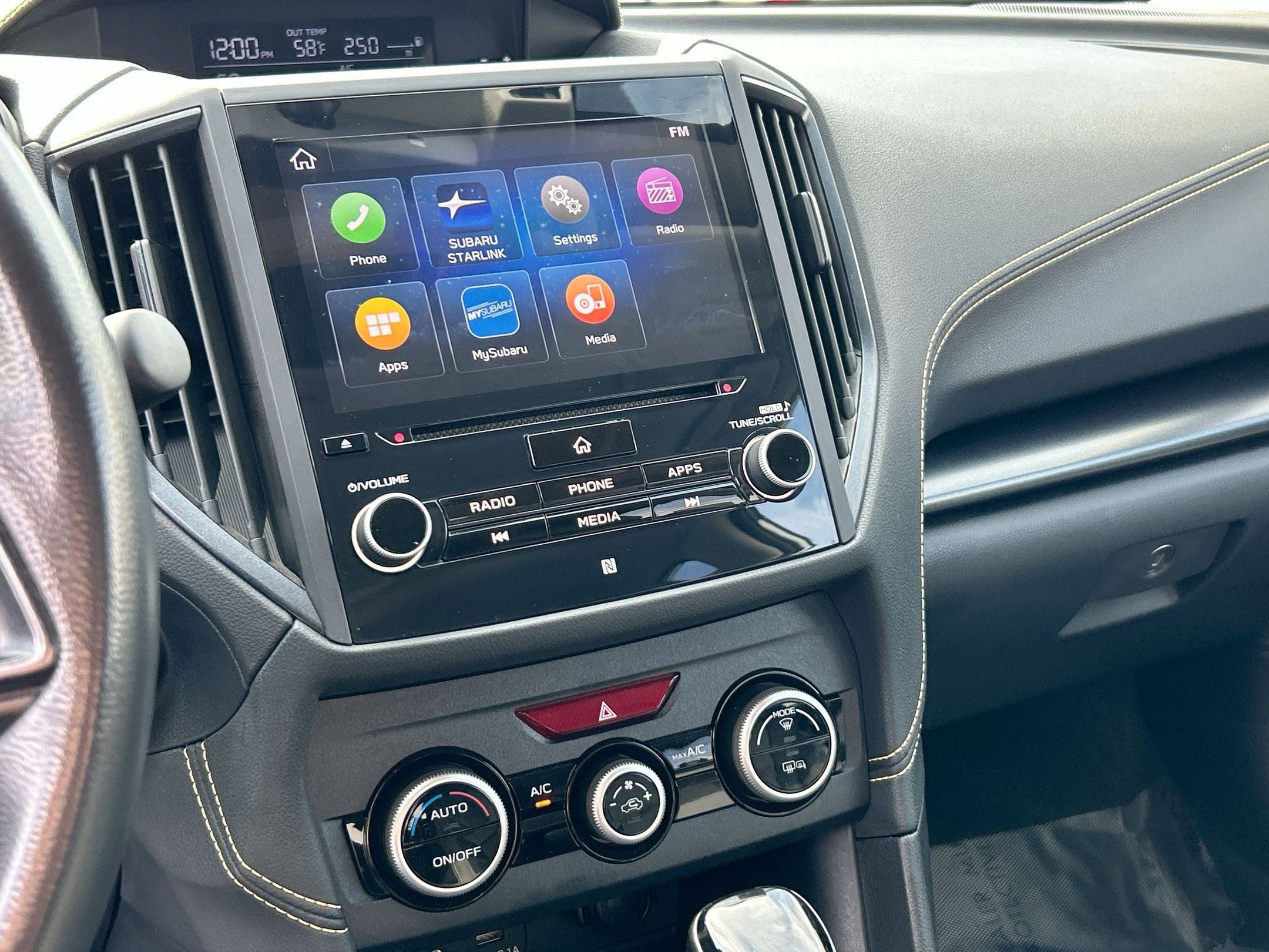 Used 2022 Subaru Crosstrek 2.5i Sport w/ Moonroof Package image 14