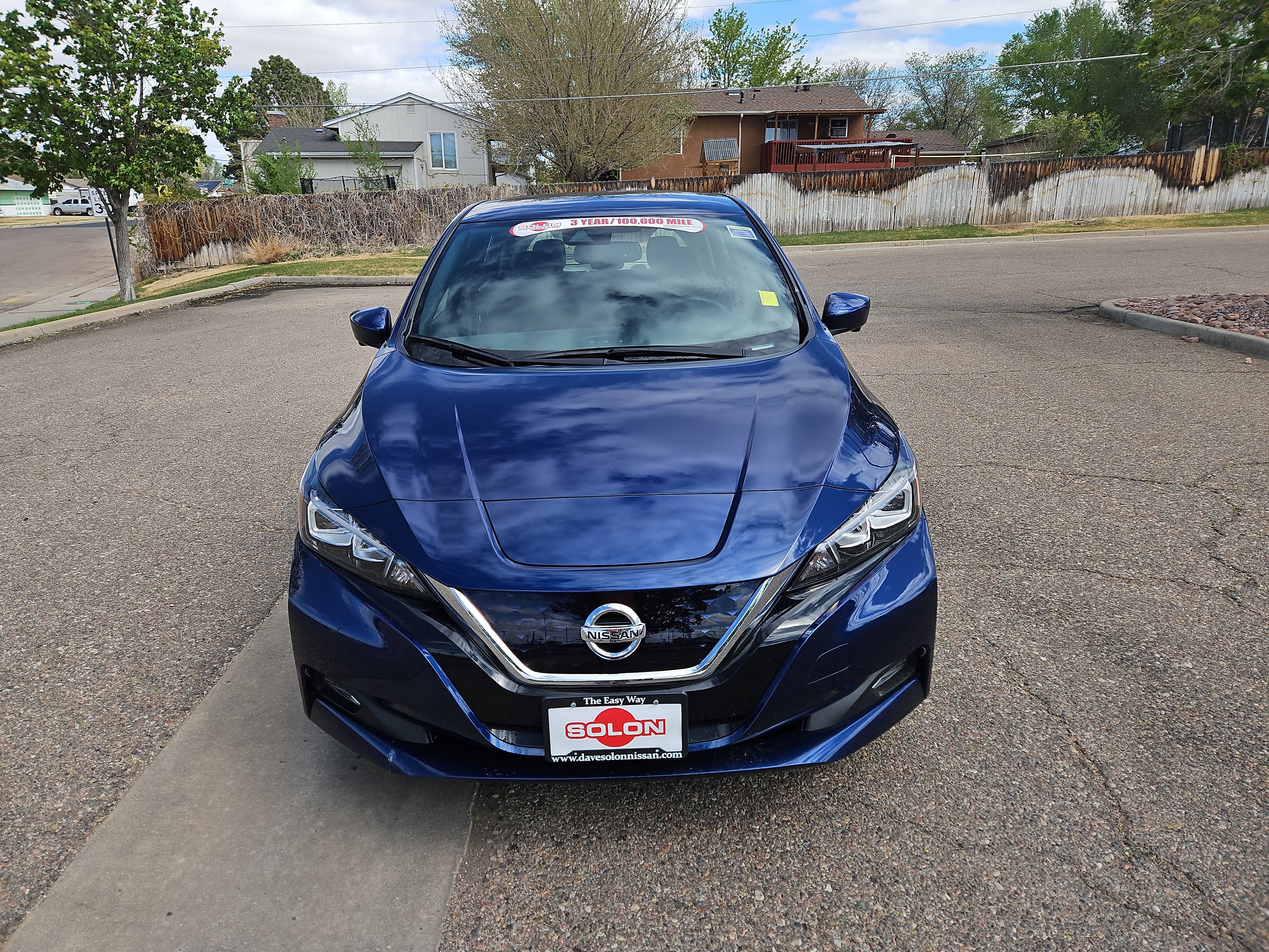 Used 2020 Nissan Leaf SV w/ SV Technology Package FWD image 9