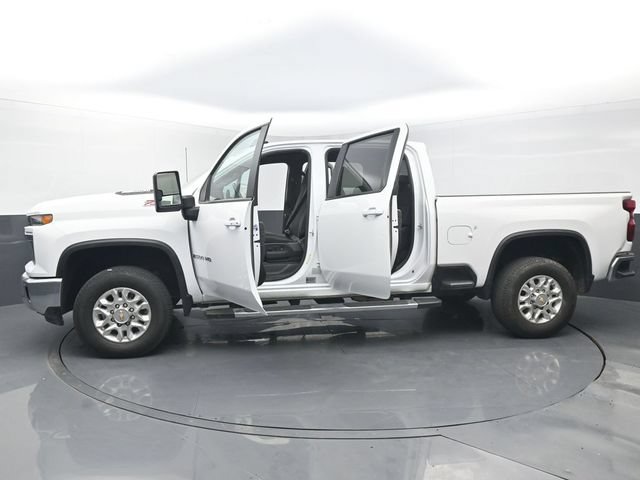 Used 2025 Chevrolet Silverado 2500 LT AWD/4WD image 52