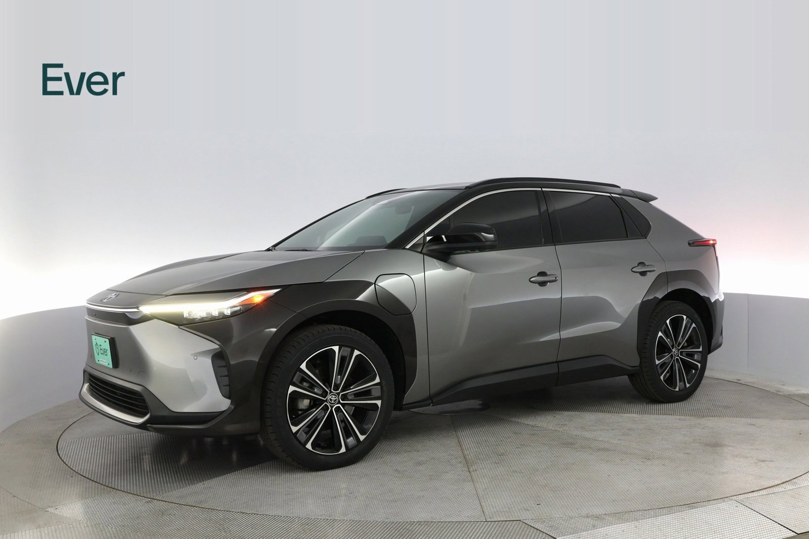 Used 2023 Toyota bZ4X Limited image 15