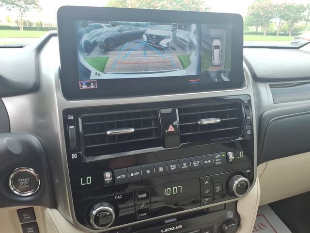 Used 2023 Lexus GX 460 Luxury w/ Accessory Package AWD/4WD image 22
