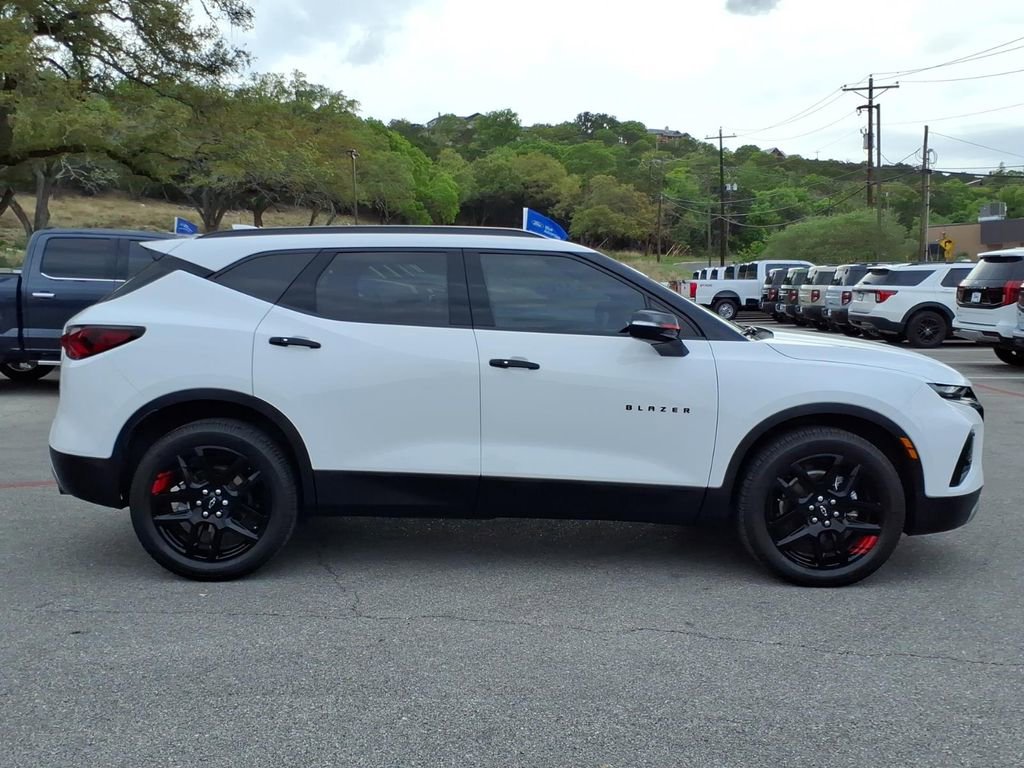 Used 2022 Chevrolet Blazer LT w/ Redline Edition image 2