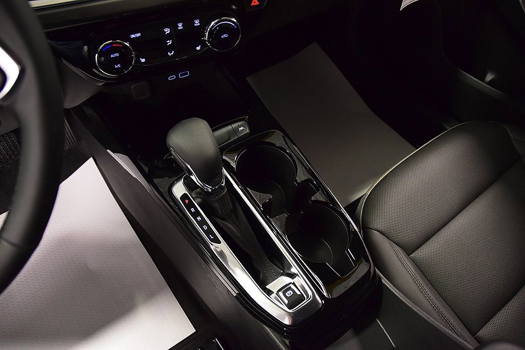 New 2025 Chevrolet Trax ACTIV w/ Driver Confidence Package image 22