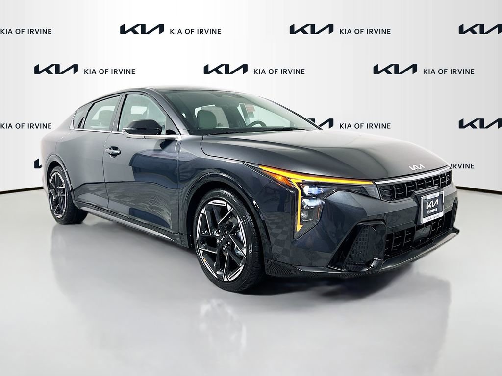 New 2026 Kia K4 GT-Line
