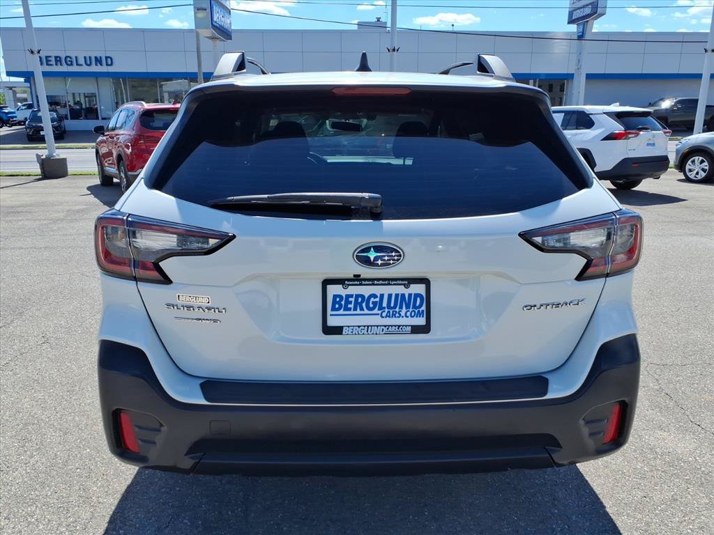 Used 2021 Subaru Outback AWD/4WD image 5