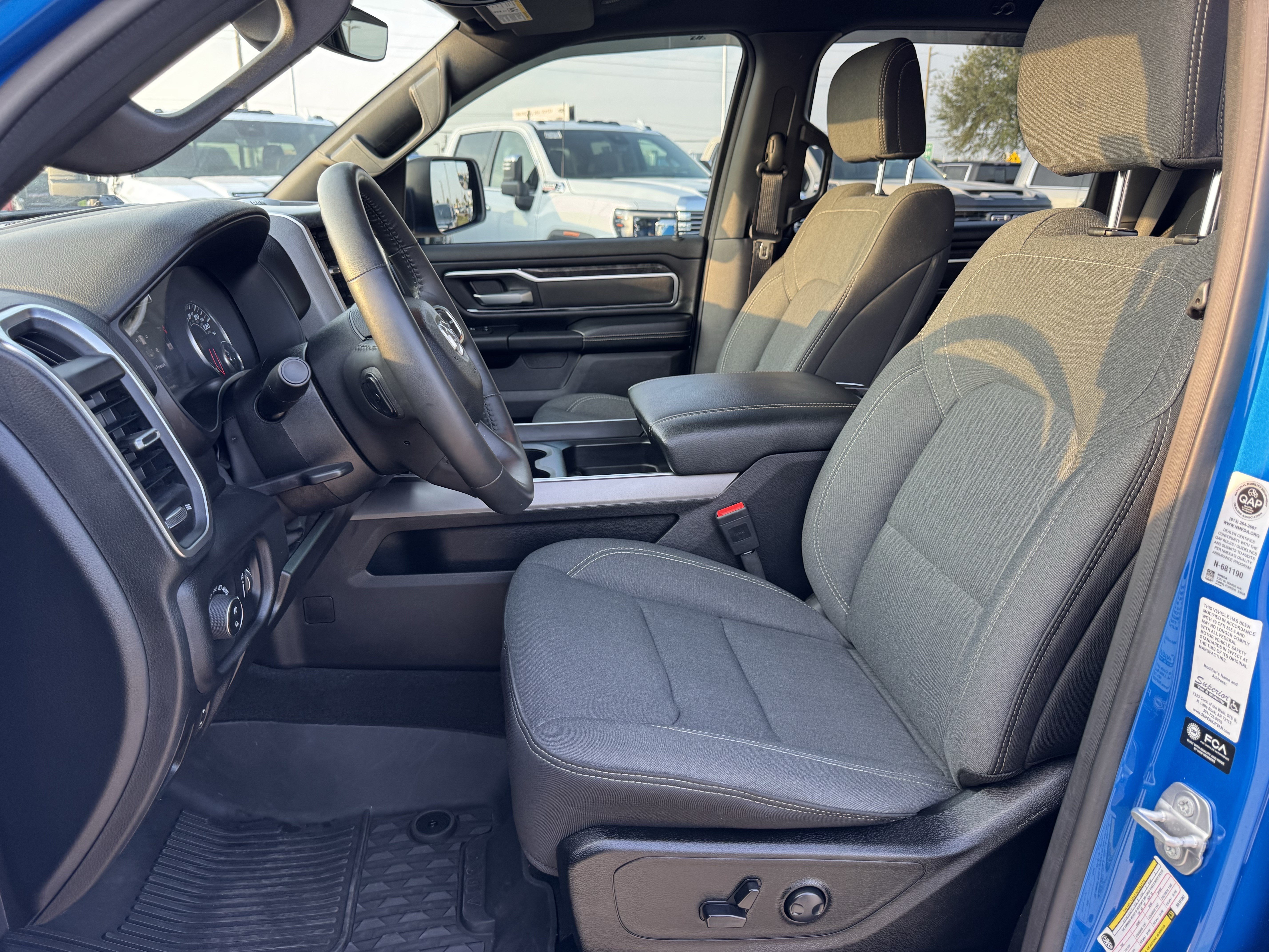 Used 2024 RAM 1500 Big Horn AWD/4WD image 22