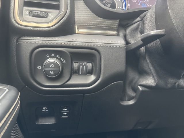 Used 2021 RAM 1500 Limited AWD/4WD image 25
